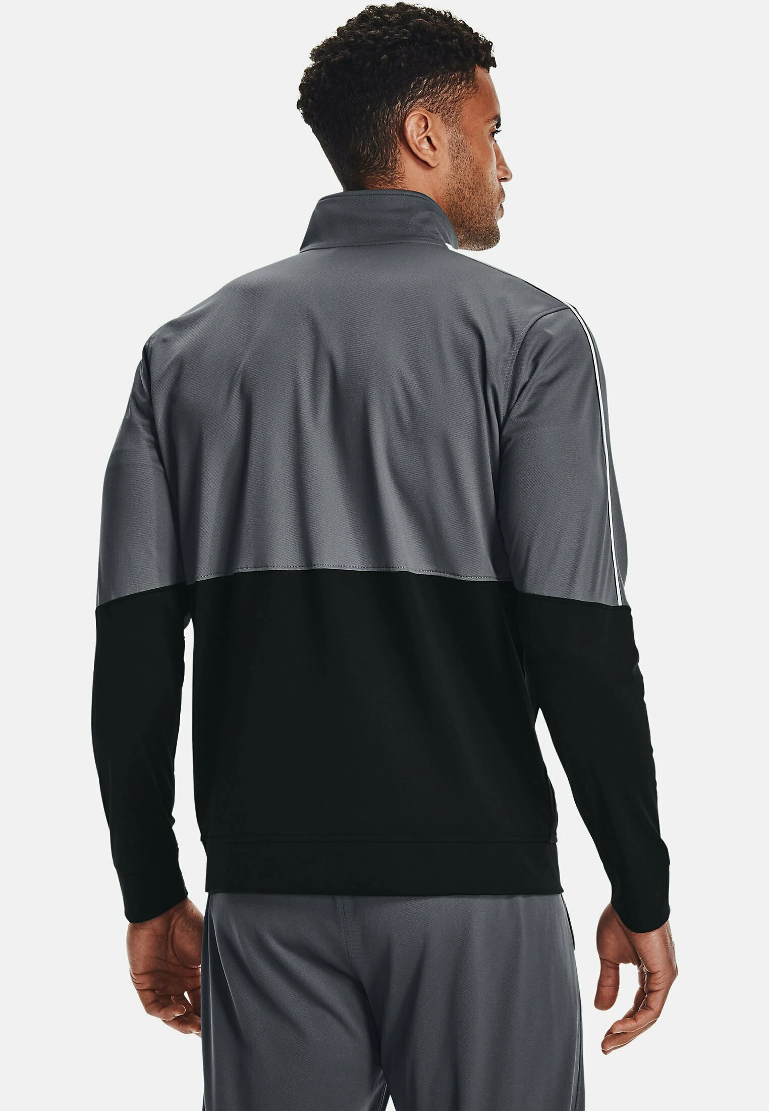 Kurtka sportowa - grey Under Armour Kurtka Sportowa - Grey -Under Armour shop 9e3ce3dd9f5c4d4a8b750f925ba8f169