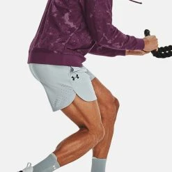 Under Armour PEAK - Krótkie Spodenki Sportowe - Harbor Blue -Under Armour shop a16d6f449d274bf1b53eb8d77adbd590