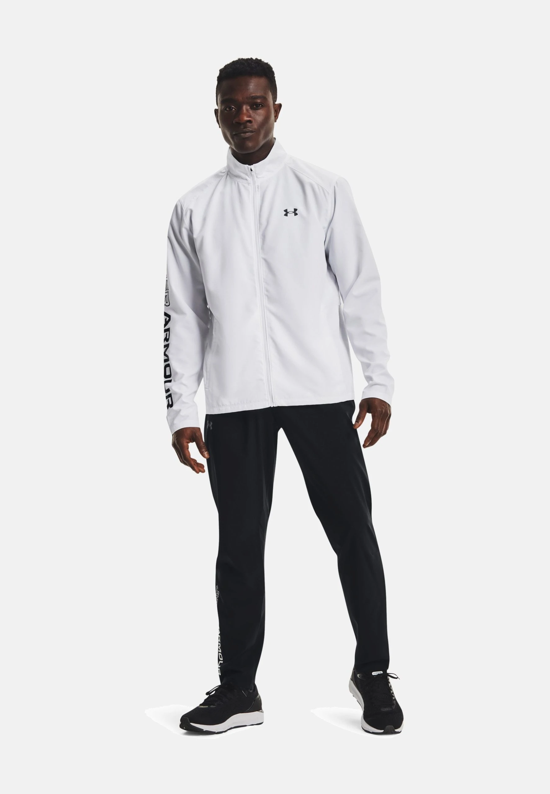 UA STORM RUN PANT - Spodnie treningowe - black / white / reflective Under Armour UA STORM RUN PANT - Spodnie Treningowe - Black / White / Reflective -Under Armour shop a9cb64e9a7804524afbc58b4c582c3bf scaled
