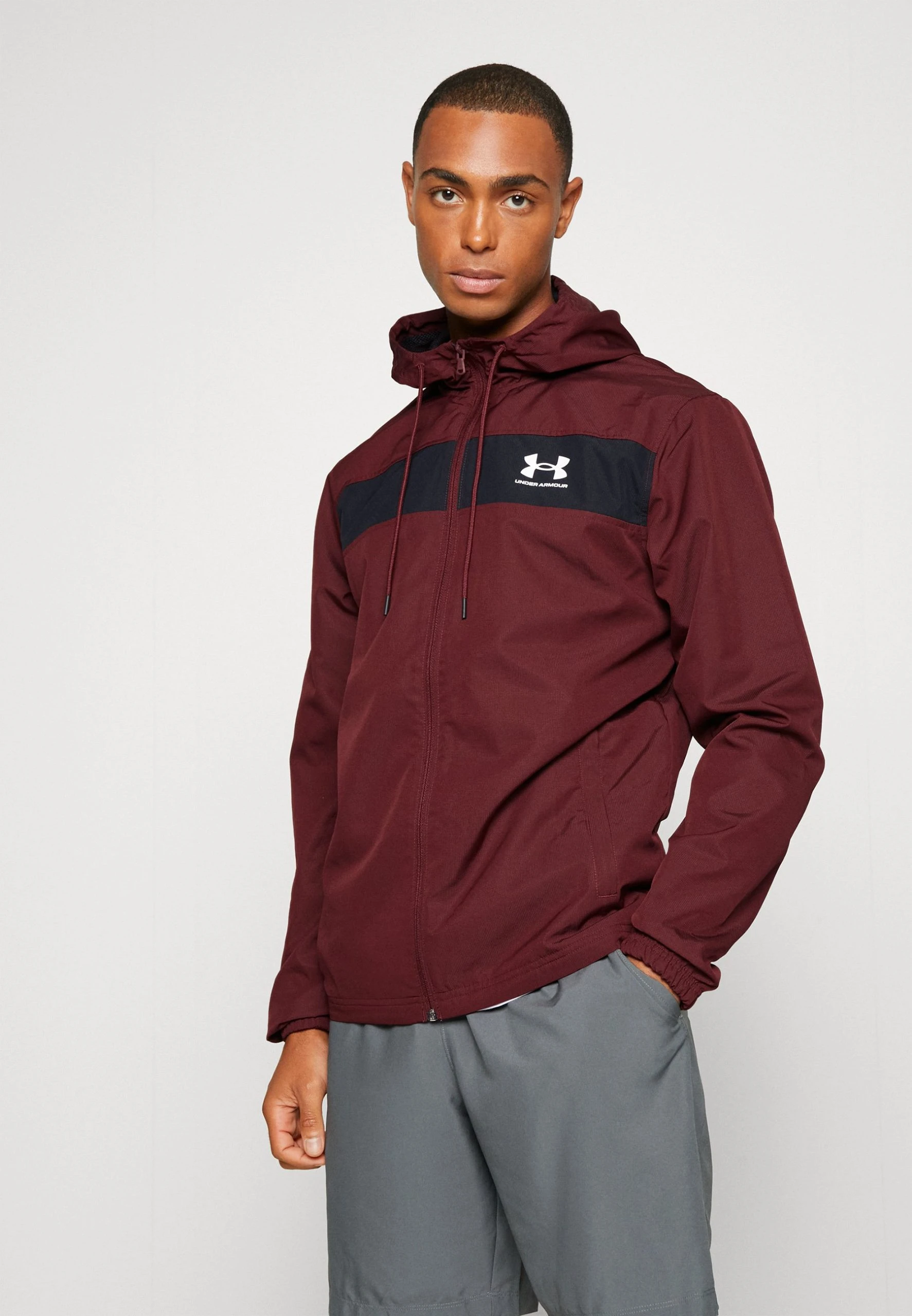 SPORTSTYLE - Bluza z kapturem - chestnut red/black/white Under Armour SPORTSTYLE - Bluza Z Kapturem - Chestnut Red/black/white -Under Armour shop aa4cad6a1cf74d03807ef17c1b536c94 scaled