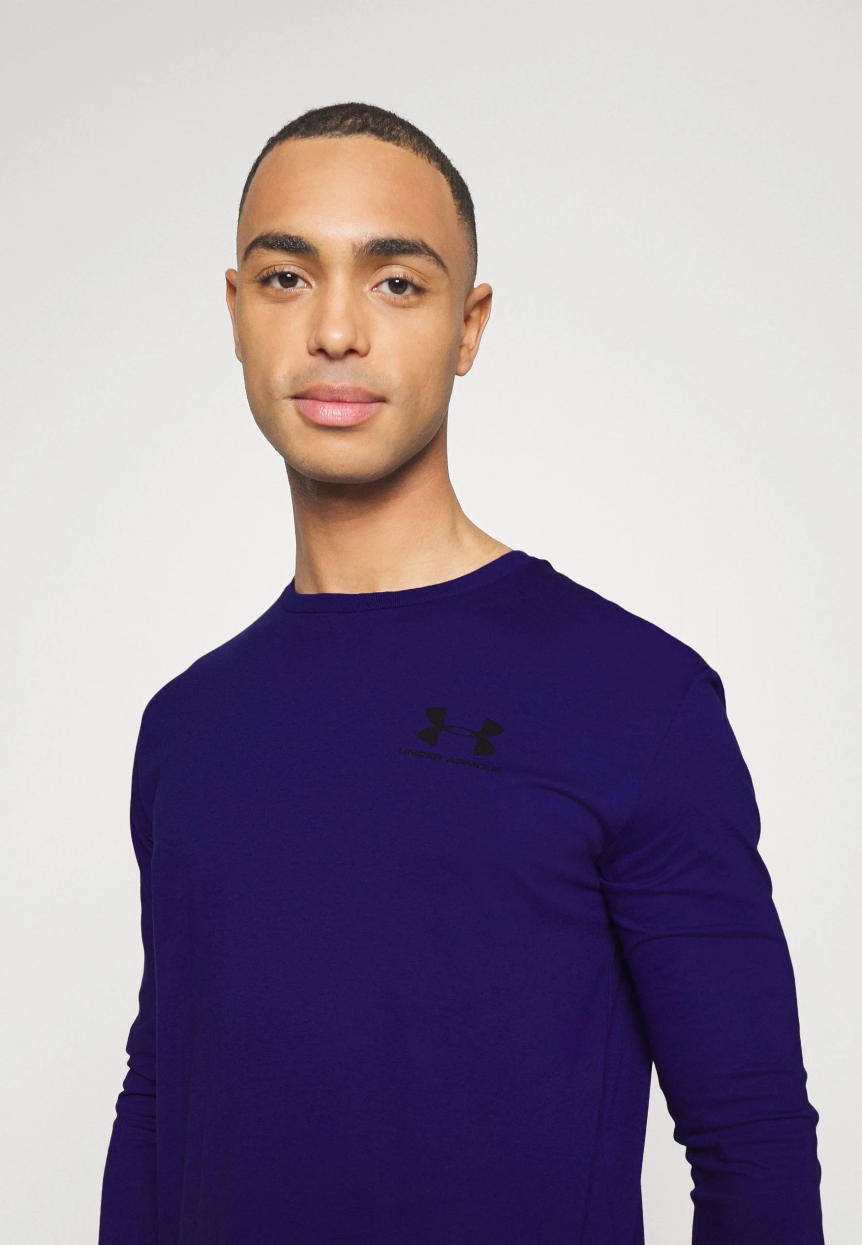 Under Armour SPORTSTYLE LEFT CHEST - Koszulka Sportowa - Sonar Blue/black 4 Under Armour SPORTSTYLE LEFT CHEST - Koszulka Sportowa - Sonar Blue/black - obrazek 4