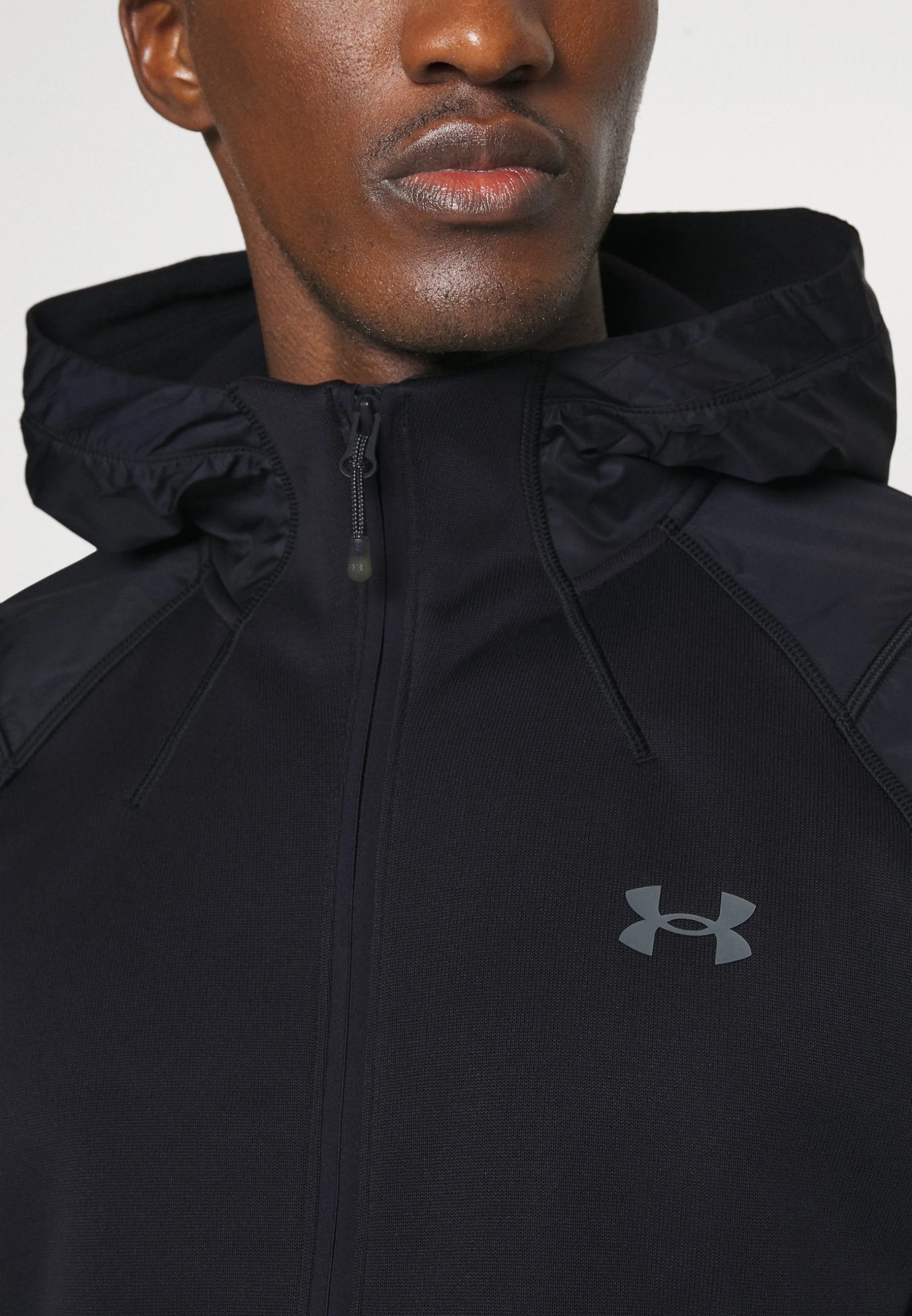 SWACKET - Kurtka sportowa - black/pitch gray Under Armour SWACKET - Kurtka Sportowa - Black/pitch Gray -Under Armour shop b171e89b1f61445daca017060abaa78c scaled