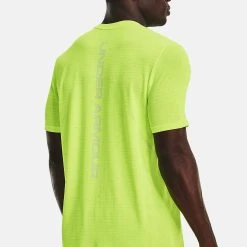 Under Armour SHORT SLEEVES UA SEAMLESS GRID SS - Koszulka Sportowa - Lime Surge -Under Armour shop b214911100314353acae81951cbf823d