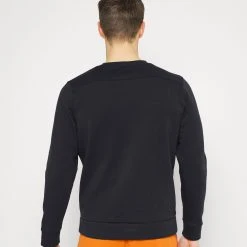 Under Armour SUMMIT CREW - Bluza - Black/white 2 Under Armour SUMMIT CREW - Bluza - Black/white -Under Armour shop b2afcb57574e4cdda19519c3d80fa43f scaled