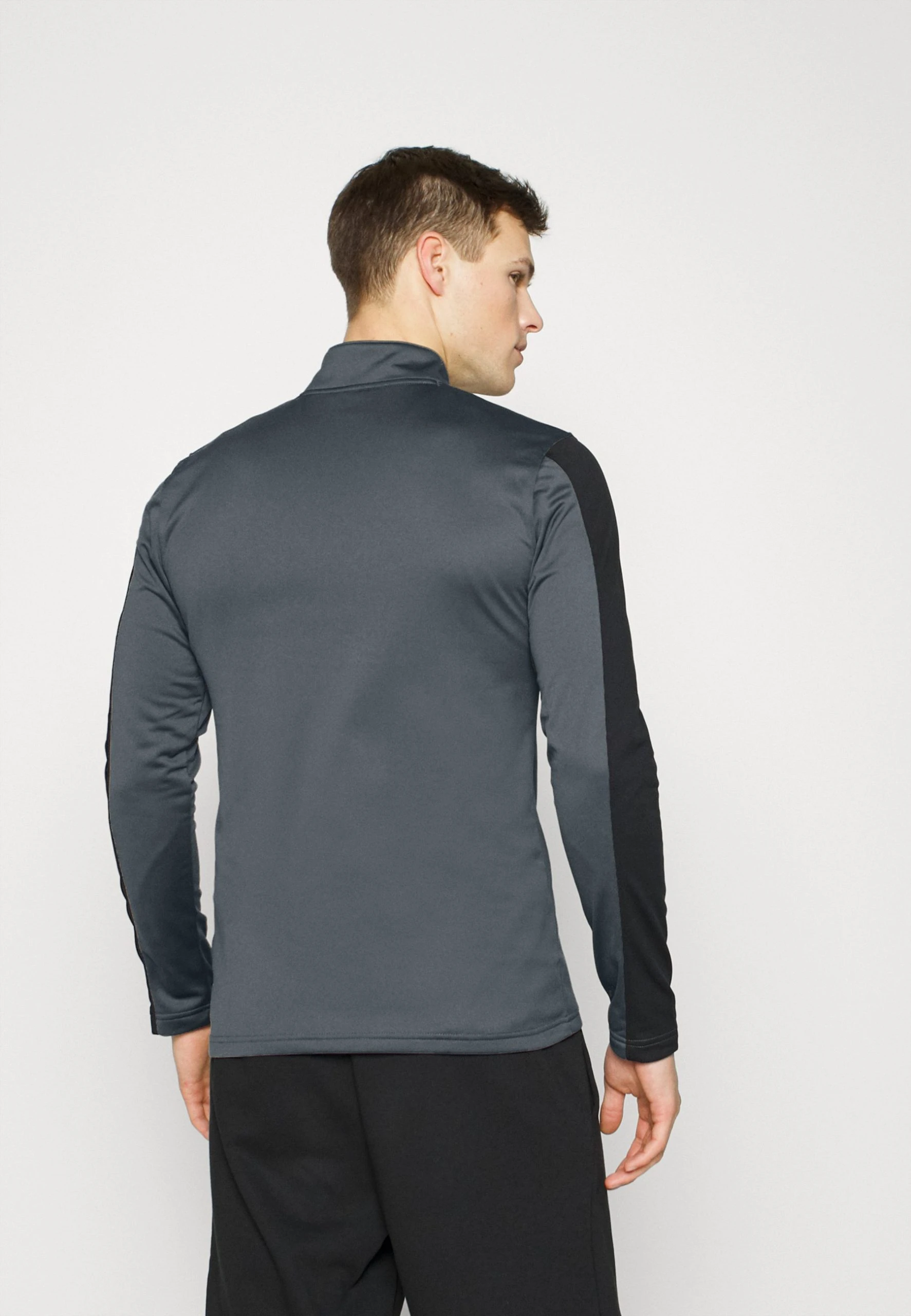 Under Armour CHALLENGER MIDLAYER - Bluzka Z Długim Rękawem - Pitch Gray/black 3 Under Armour CHALLENGER MIDLAYER - Bluzka Z Długim Rękawem - Pitch Gray/black - obrazek 3