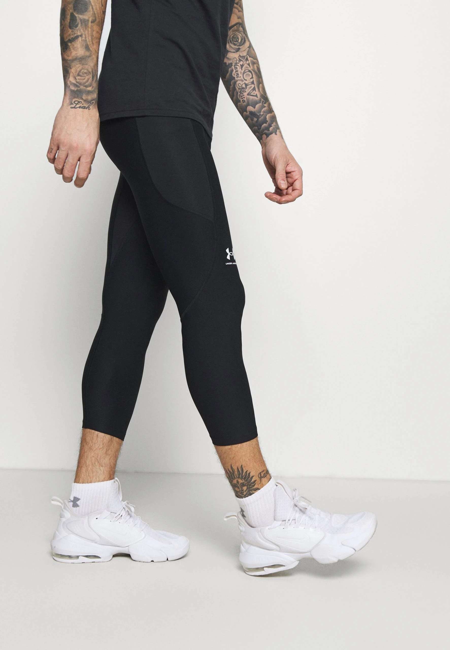 LEGGING - Legginsy - black Under Armour LEGGING - Legginsy - Black -Under Armour shop bd03db10a23d4f0ca0a45142f849055e scaled