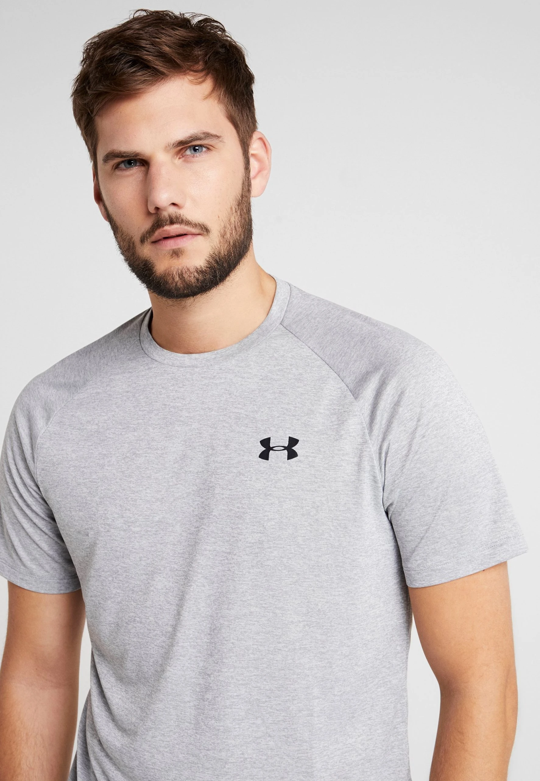 UA TECH 2.0 SS - T-shirt basic - steel light heather/black Under Armour UA TECH 2.0 SS - T-shirt Basic - Steel Light Heather/black -Under Armour shop be6ea951c5614c2f9d3d8d819c5a969d scaled