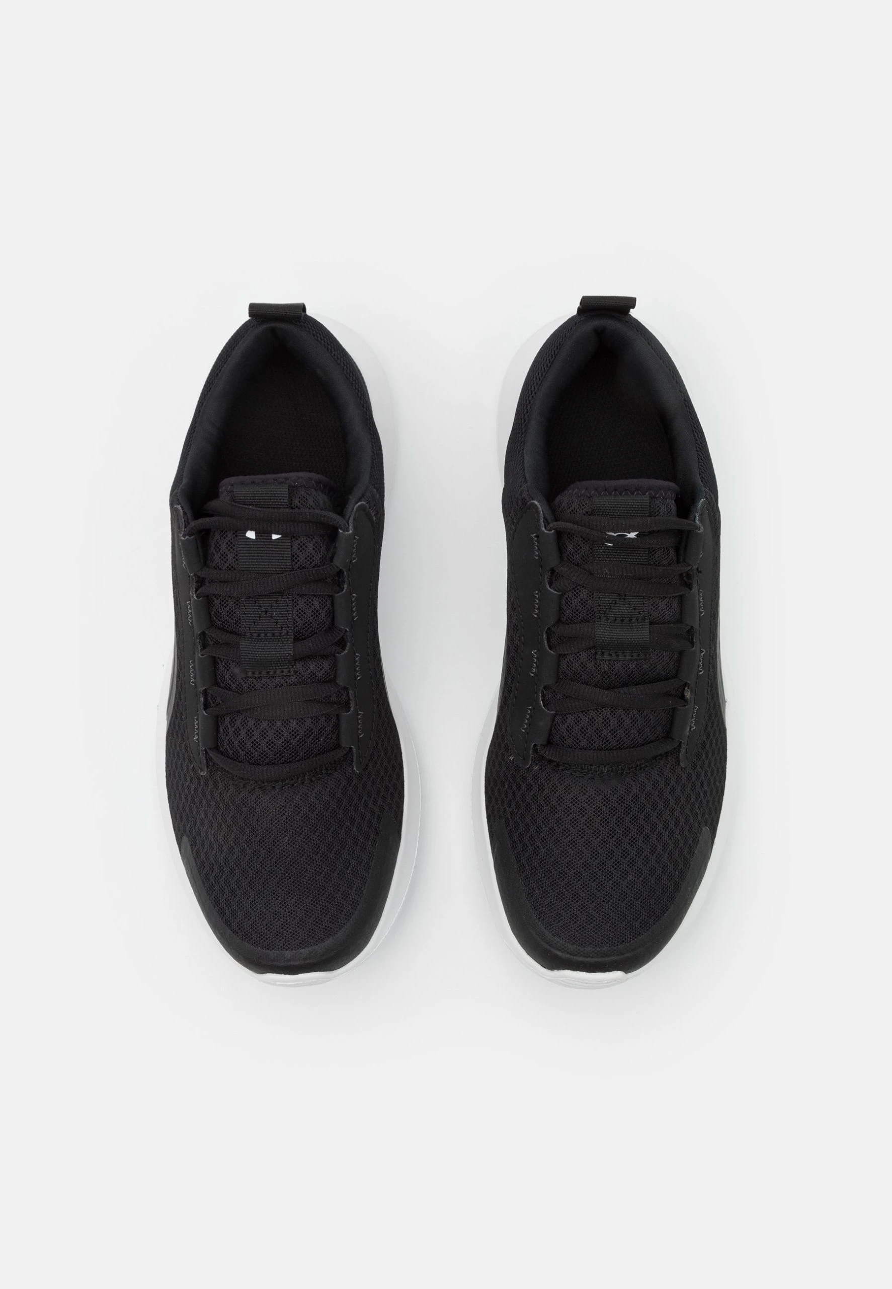 Under Armour VICTORY - Obuwie Do Biegania Treningowe - Black 4 Under Armour VICTORY - Obuwie Do Biegania Treningowe - Black - obrazek 4