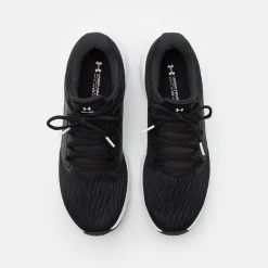 Under Armour CHARGED VANTAGE - Obuwie Do Biegania Treningowe - Black 3 Under Armour CHARGED VANTAGE - Obuwie Do Biegania Treningowe - Black -Under Armour shop c4936c0adc74445aa0c25477701bee8c scaled