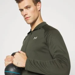 Under Armour TECH ZIP - Bluzka Z Długim Rękawem - Baroque Green/white 3 Under Armour TECH ZIP - Bluzka Z Długim Rękawem - Baroque Green/white -Under Armour shop cc8ea960519c400b932a4c6a3a983d7e scaled