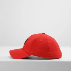 Under Armour BLITZING - Czapka Z Daszkiem - Red 3 Under Armour BLITZING - Czapka Z Daszkiem - Red -Under Armour shop cfe310c6c56d413ba7806b02a2b3f65f