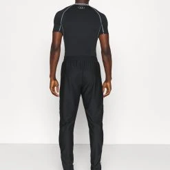 Under Armour Spodnie Treningowe - Black 8 Under Armour Spodnie Treningowe - Black -Under Armour shop dea0ca9874c246a99375a5aaefd87dbd scaled
