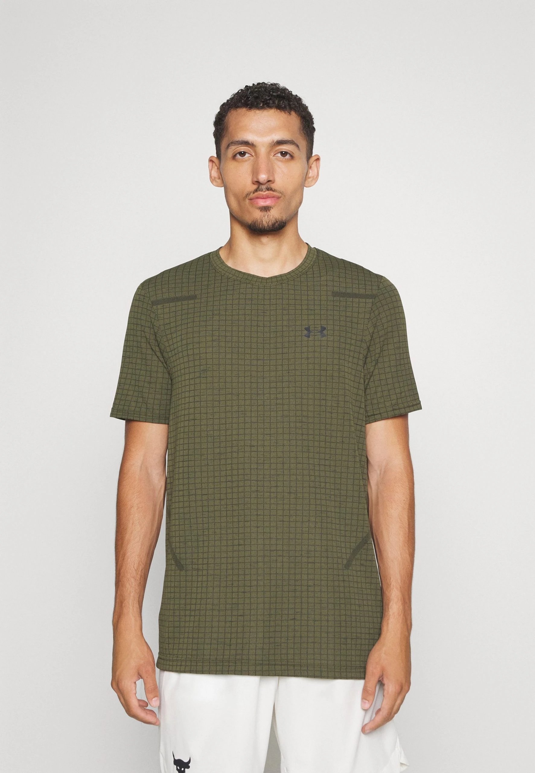 SEAMLESS GRID - Koszulka sportowa - marine green/black Under Armour SEAMLESS GRID - Koszulka Sportowa - Marine Green/black -Under Armour shop deecfefd7c4442f5a95b2a06efbf564d scaled