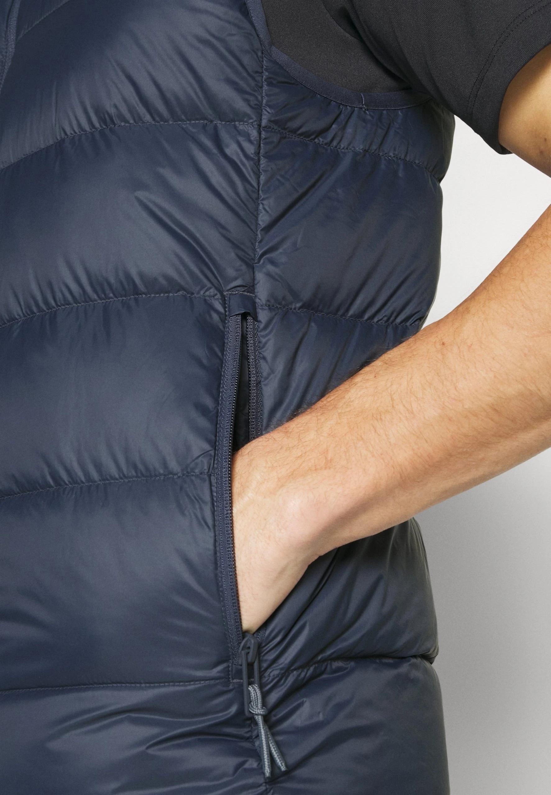 Under Armour ARMOUR 2.0 VEST - Kamizelka - Downpour Gray/gravel 7 Under Armour ARMOUR 2.0 VEST - Kamizelka - Downpour Gray/gravel - obrazek 7