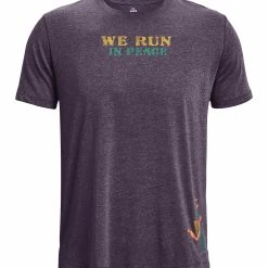 Under Armour SHORT SLEEVE GRAPH UA WE RUN IN PEACE SS - T-shirt Z Nadrukiem - Tux Purple 4 Under Armour SHORT SLEEVE GRAPH UA WE RUN IN PEACE SS - T-shirt Z Nadrukiem - Tux Purple -Under Armour shop e76dac542a2d4b848be860357bacdc92