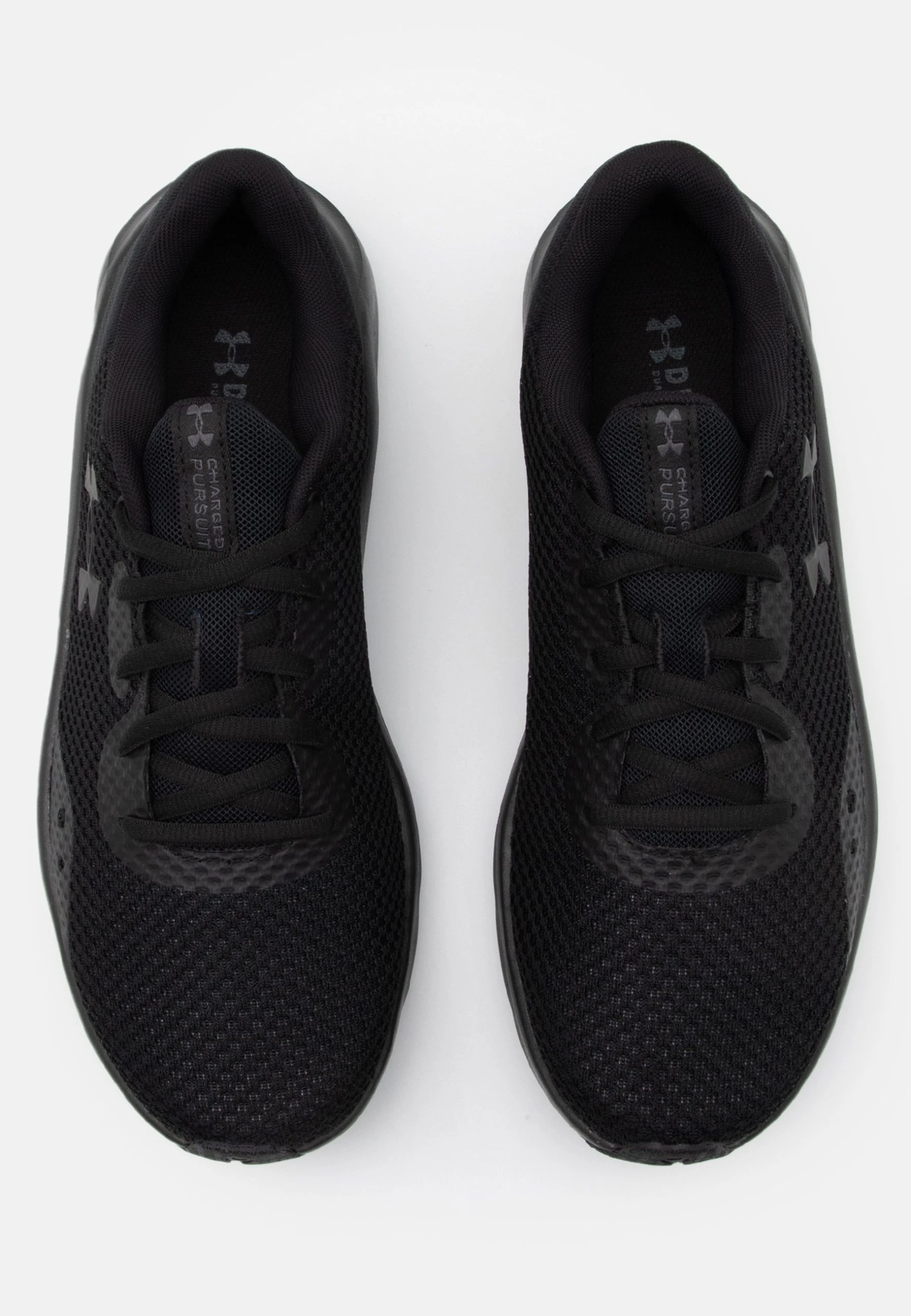 Under Armour CHARGED PURSUIT 3 - Obuwie Do Biegania Treningowe - Black 4 Under Armour CHARGED PURSUIT 3 - Obuwie Do Biegania Treningowe - Black - obrazek 4